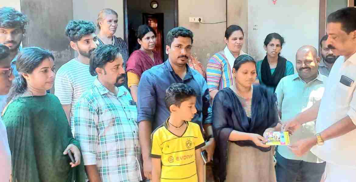 പെരുവണ്ണാമൂഴി ടൂറിസം ഫെസ്റ്റ്: ഫാമിലി പാസ് വിതരണം ചെയ്തു