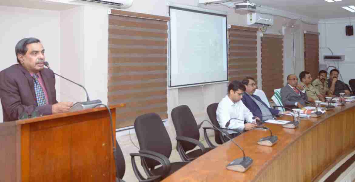 'കാപ്പ' നിയമവുമായി ബന്ധപ്പെട്ട സിംപോസിയം ജസ്റ്റിസ് പി ഉബൈദ് ഉദ്ഘാടനം ചെയ്യുന്നു