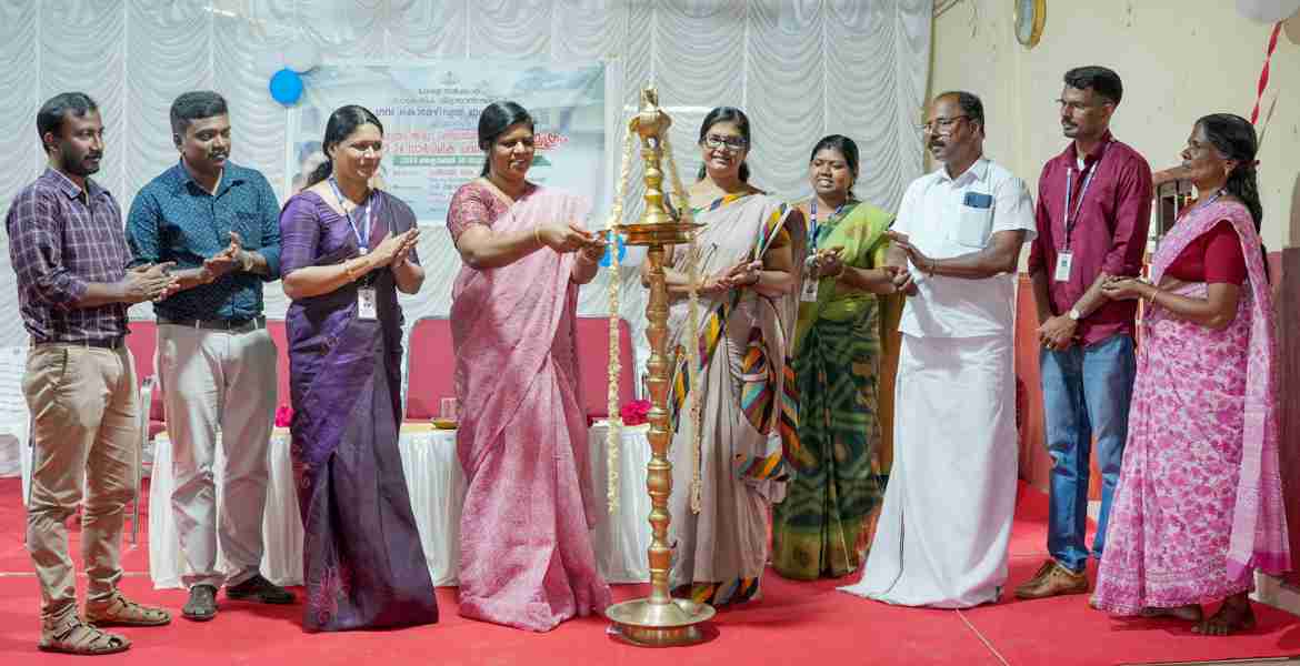 ഫോട്ടോക്യാപ്ഷൻ: ഏറ്റുമാനൂർ ഗവ. കൊമേഴ്സ്യൽ ഇൻസ്റ്റിറ്റ്യൂട്ടിന്റെ നവീകരിച്ച കെട്ടിടത്തിന്റെയും അടിസ്ഥാന സൗകര്യങ്ങളുടെയും ഉദ്ഘാടനം ജില്ലാ പഞ്ചായത്ത് പ്രസിഡന്റ് കെ.വി. ബിന്ദു നിർവഹിക്കുന്നു.