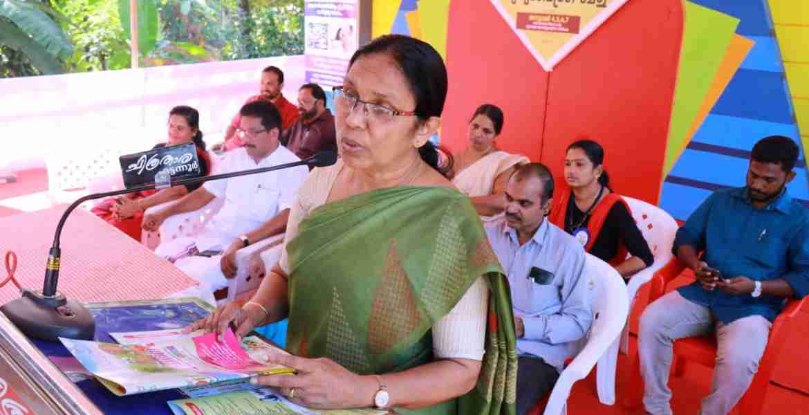 മട്ടന്നൂര്‍ നഗരസഭ കുടുംബശ്രീ സിഡിഎസിന്റെ ഉയരെ 2020 മേളയില്‍ വയോജന സംഗമവും മെഡിക്കല്‍ ക്യാമ്പും  ആരോഗ്യ വകുപ്പ് മന്ത്രി കെ കെ ശൈലജ ടീച്ചര്‍ ഉദ്ഘാടനം ചെയ്തു
