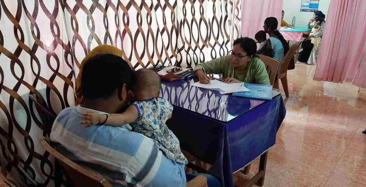 കുട്ടികളിലെ ശാരീരിക മാനസിക വെല്ലുവിളികള്‍ നേരത്തേ കണ്ടെത്തുന്നതിന് അഴീക്കോട് പഞ്ചായത്ത് സംഘടിപ്പിച്ച മെഡിക്കല്‍ ക്യാംപില്‍ നിന്ന്