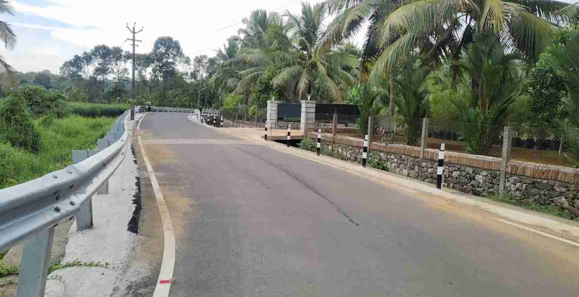 ബിഎം ബിസി നിലവാരത്തിൽ നവീകരണം പൂർത്തിയായ കറുത്തേടം -തെള്ളകം - അടിച്ചിറ റോഡ്.