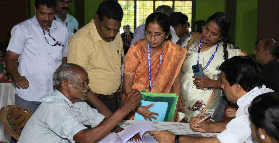 അദാലത്ത് അനുഗ്രഹമായി;  മുണ്ടാർ പുതുപ്പള്ളി വടക്കേ ബ്‌ളോക്കിൽ  പുറം ബണ്ട് നിർമിക്കാൻ 12 ലക്ഷം അനുവദിച്ചു