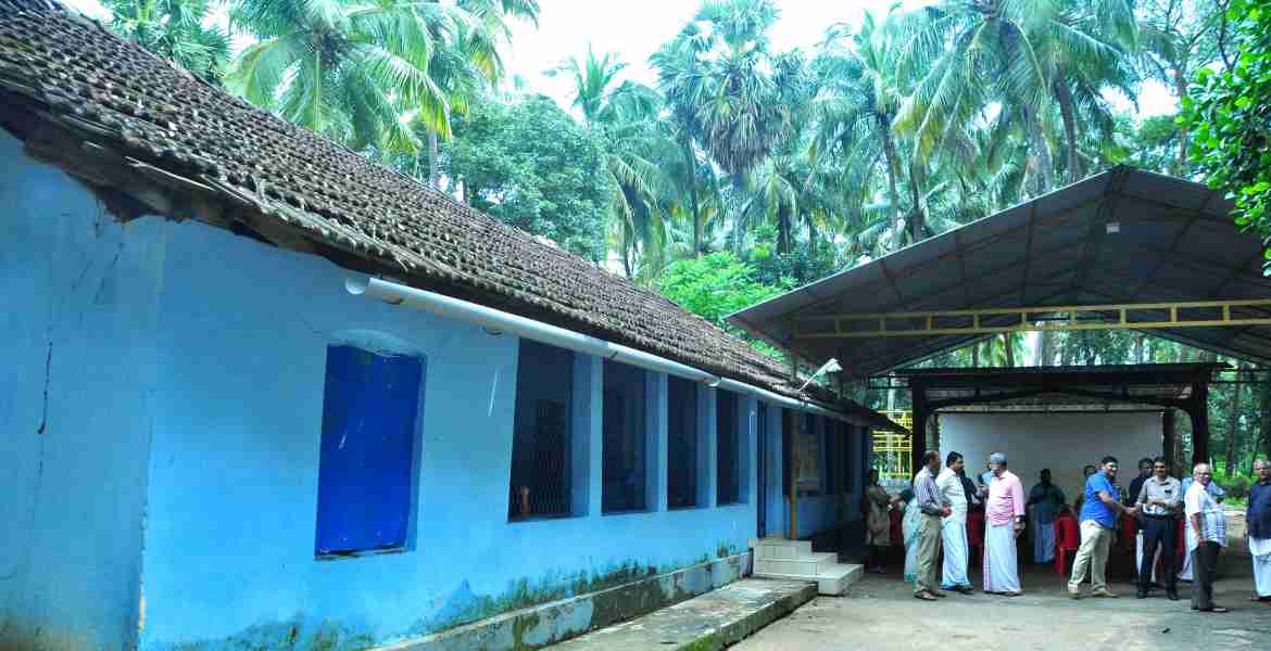 നവീകരത്തിന് ഒരുങ്ങിയ അകത്തേത്തറ ശബരി ആശ്രമം