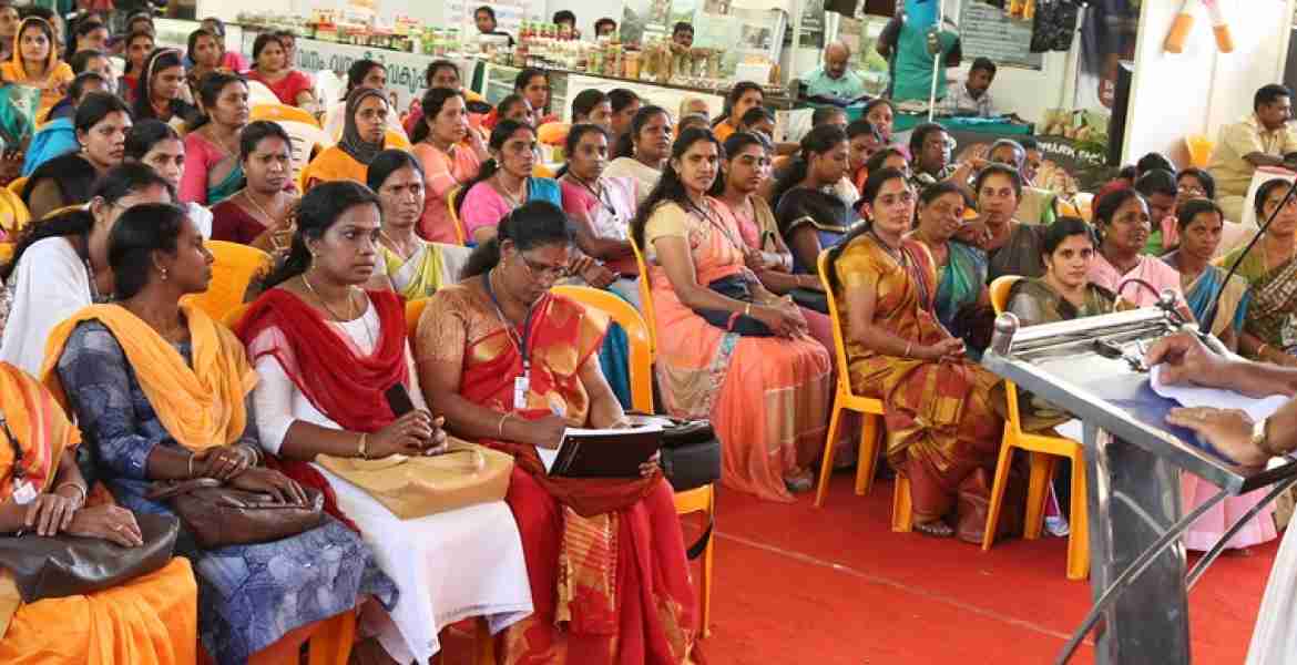ആയിരംദിനാഘോഷവേദിയില് സംഘടിപ്പിച്ച സെമിനാറില് നിന്ന്്