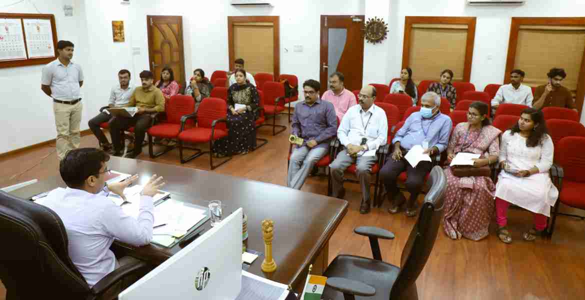 സഹമിത്ര ഭിന്നശേഷി നിർണ്ണയ ക്യാമ്പുകൾ സംബന്ധിച്ച് ജില്ലാ കലക്ടറുടെ ചേമ്പറിൽ ചേർന്ന യോഗം