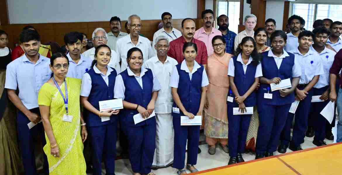 സ്‌കില്‍ ട്രെയിനിംഗ് കോഴ്സ് പൂര്‍ത്തീകരിച്ചവര്‍ക്ക് നിയമന ഉത്തരവ് കൈമാറി