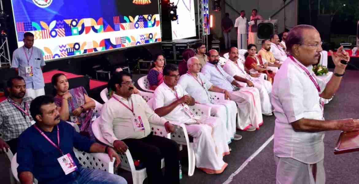 കണ്ണൂരിന്റെ ടൂറിസം സാധ്യതകള്‍ക്ക് ദസറ ആഘോഷങ്ങള്‍ കരുത്ത് പകരും: മന്ത്രി പി കെ കുഞ്ഞാലിക്കുട്ടി