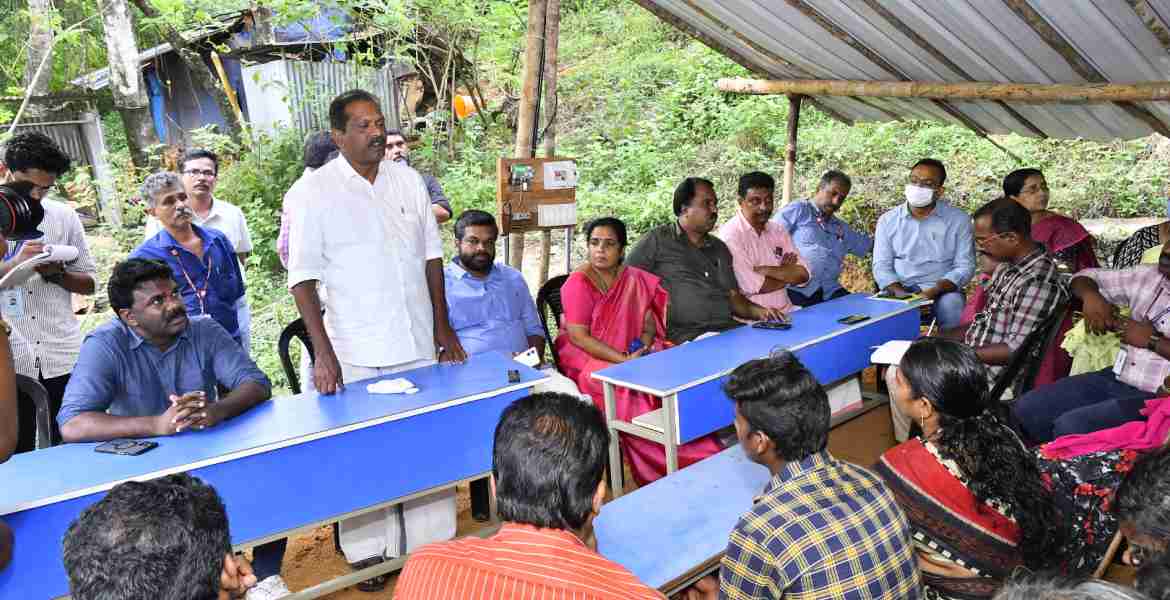 നിയമസഭ പട്ടികജാതി പട്ടികവര്‍ഗ ക്ഷേമം സംബന്ധിച്ചുള്ള സമിതി ചെയര്‍മാന്‍ ഒ.ആര്‍.കേളു എംല്‍എ സംസാരിക്കുന്നു.