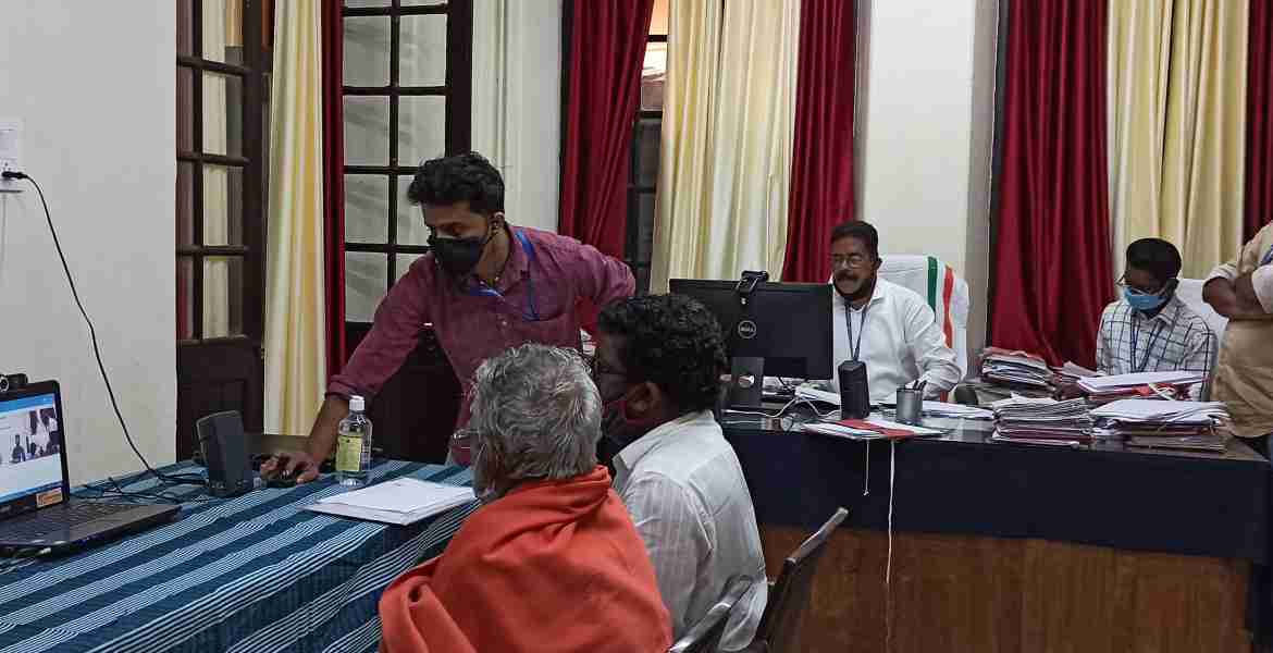 സഫലം 2020: ദേവികുളം താലൂക്ക് അദാലത്തില്‍ ഓണ്‍ലൈന്‍ പരാതി  പരിഹാരവുമായി ജില്ലാ കളക്ടര്‍