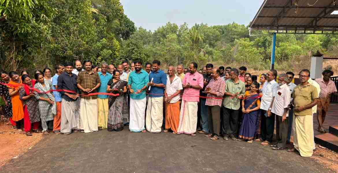 ചെറുതാഴം പഞ്ചായത്തിൽ നവീകരിച്ച റോഡുകൾ ഉദ്ഘാടനം ചെയ്തു