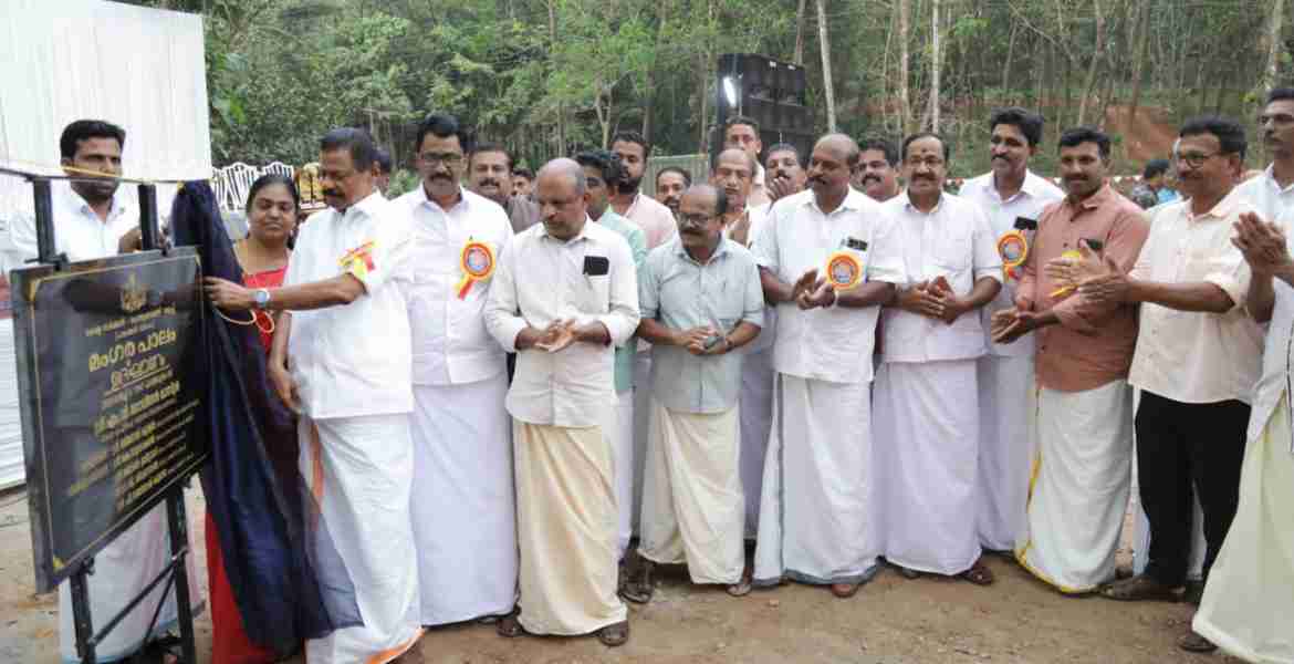മംഗര പാലം ഗതാഗതത്തിന് തുറന്നു കൊടുത്തു