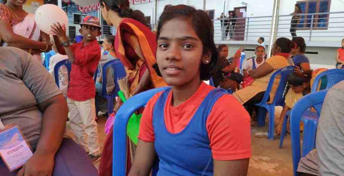 മുരിക്കാശേരിയില്‍ നടക്കുന്ന നാഷണല്‍ ക്ലസ്സിക് പവര്‍ലിഫ്റ്റിംഗ് ചാമ്പ്യഷിപ്പില്‍ 43കിലോഗ്രാം സബ്ജൂനിയര്‍ വനിതാ വിഭാഗത്തില്‍ സ്വന്തം റെക്കോര്‍ഡ് തകര്‍ത്ത തമിഴ്നാടിന്റെ മിനിമതി .