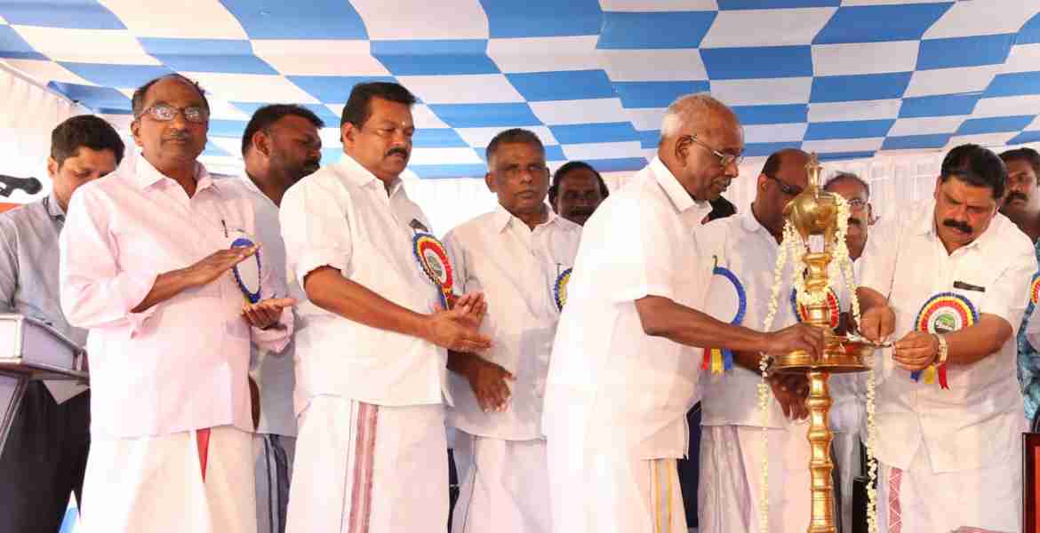 നെടുംങ്കണ്ടം യു.പി സ്‌കൂളിന്റെ പുതിയ മന്ദിരം വൈദ്യുതി മന്ത്രി എംഎം മണി ഉദ്ഘാടനം ചെയ്യുന്നു.