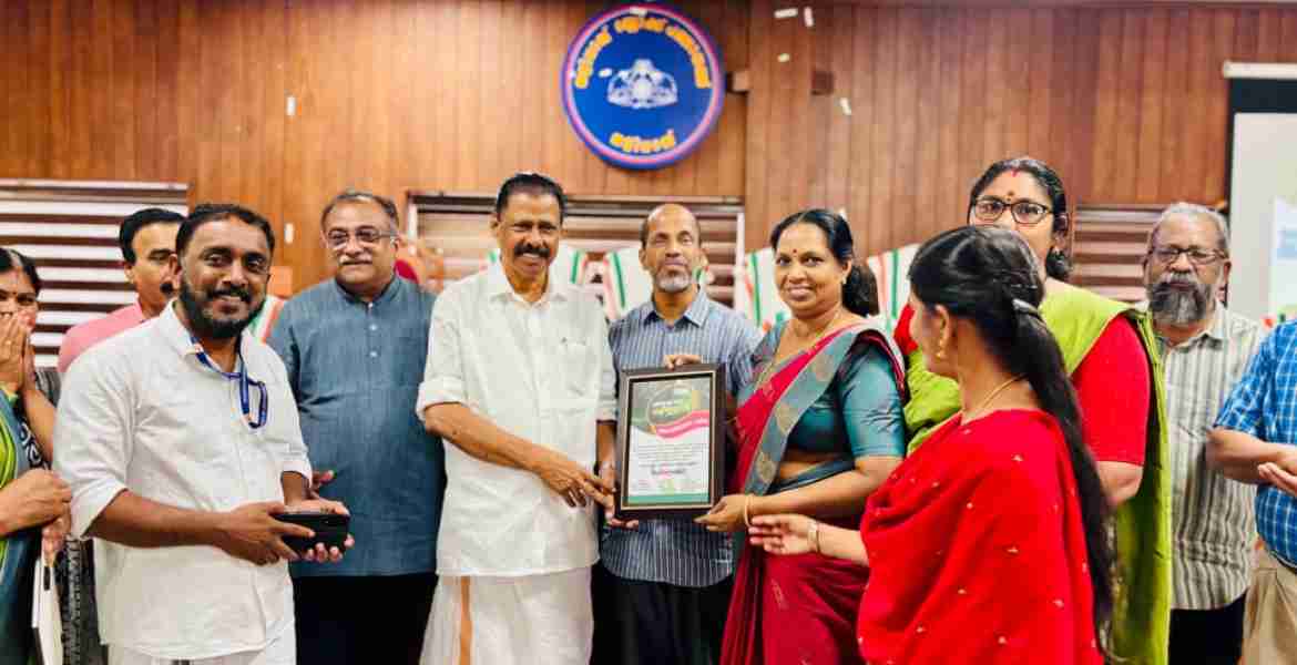 പച്ചത്തുരുത്തുകൾ ഒരുക്കൽ സാമൂഹിക മൽസരമാകണം-എം.വി. ഗോവിന്ദൻ മാസ്റ്റർ
