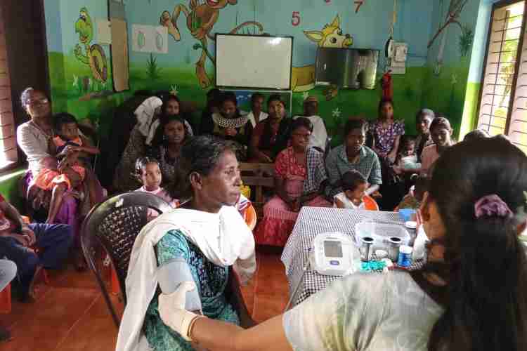 ജില്ലയിലെ ആരോഗ്യ കേന്ദ്രങ്ങളില്‍ സ്ത്രീകൾക്കായി പ്രത്യേക ക്ലിനിക്ക്*    *വിളർച്ച മുതൽ കാൻസർ പരിശോധന വരെ സൗജന്യം*