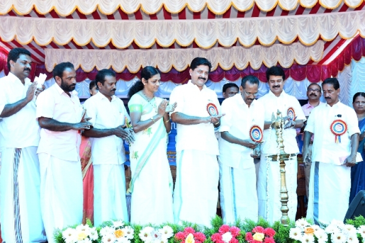 ഇടുക്കി താലൂക്കില് അനുവദിച്ച എക്സൈസ് സര്ക്കിള് ഓഫീസ് എക്സൈസ് -തൊഴില് വകുപ്പ് മന്ത്രി ടി.പി രാമകൃഷ്ണന് ഉദ്ഘാടനം ചെയ്യുു. 