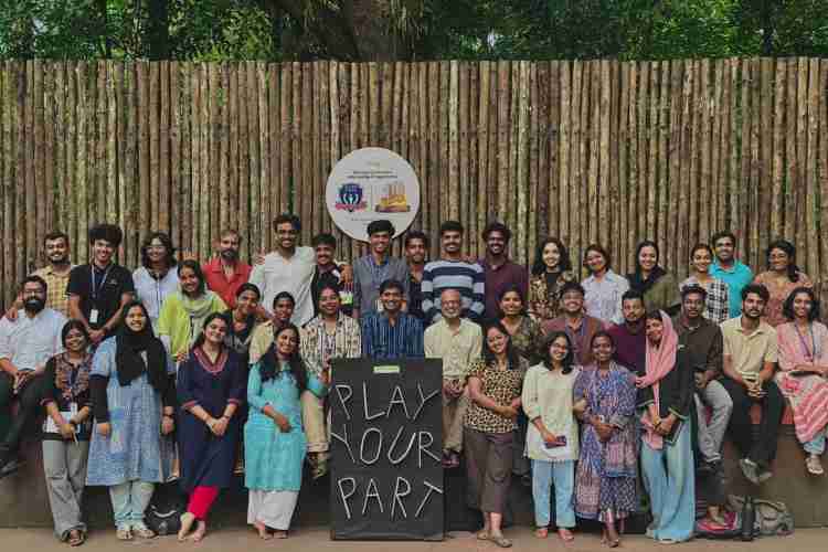 സരോവരം ബയോ പാര്‍ക്കില്‍ ജില്ലാ കലക്ടറുടെ ഇന്റേണ്‍സിനായി ഗ്രീന്‍ പീസ് ഇന്ത്യ നടത്തിയ ശില്‍പശാലയില്‍നിന്ന്