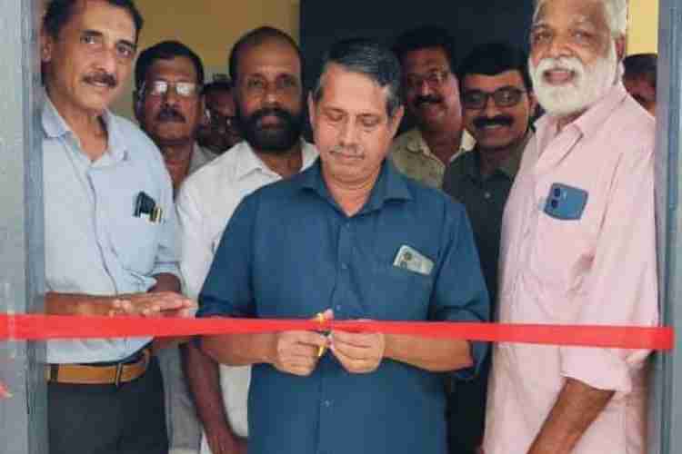 പേരാമ്പ്ര ബ്ലോക്ക് പഞ്ചായത്ത് കർഷക പരിശീലന കേന്ദ്രത്തിൻ്റെ ഉദ്ഘാടനം ബ്ലോക്ക് പഞ്ചായത്ത് പ്രസിഡന്റ് എൻ പി ബാബു നിർവ്വഹിക്കുന്നു