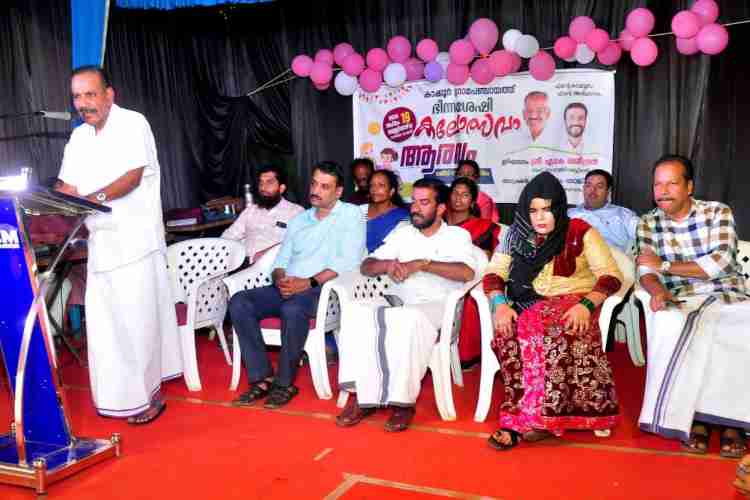 കാക്കൂർ ഗ്രാമപഞ്ചായത്ത് ഭിന്നശേഷി കലോത്സവം 'ആരവം' മന്ത്രി എ കെ ശശീന്ദ്രൻ ഉദ്ഘാടനം ചെയ്യുന്നു