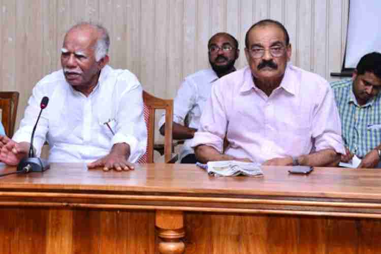   മുതിര്‍ പൗരന്‍മാരുടെ ക്ഷേമം സംബന്ധിച്ച നിയമസഭാ സമിതി കലക്‌ട്രേറ്റ് കോഫറന്‍സ് ഹാളില്‍ തെളിവെടുപ്പ് നടത്തുു.