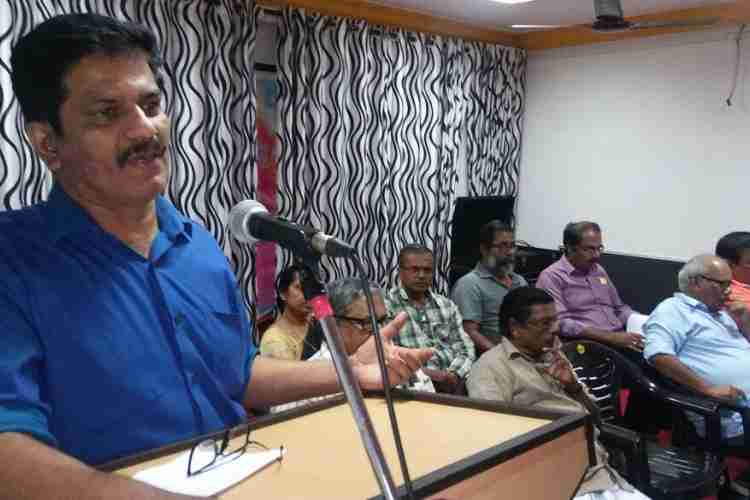 എം.എസ് വിശ്വനാഥന്‍ സ്മാരകസമിതിയുടെയും  എം.എസ്.വി.നിശയ്ക്കുമുള്ള സംഘാടക സമിതി യോഗം അഡ്വ.സി.പി.പ്രമോദ് ഉദ്ഘാടനം ചെയ്തു.
