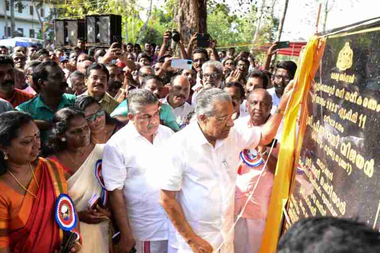 സംസ്ഥാനത്ത് ജല ബജറ്റിങിന് തുടക്കം- മുഖ്യമന്ത്രി  കുട്ടംപേരൂര്‍ ആറ് നാടിനു സമര്‍പ്പിച്ചു