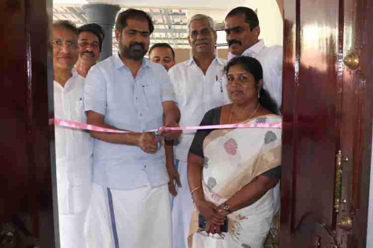 ചാലക്കുടി നഗരസഭ ഹെൽത്ത്‌ & വെൽനെസ് സെന്റർ നോർത്ത് ചാലക്കുടി ഉദ്ഘാടനം ചാലക്കുടി എം.എൽ.എ ശ്രീ. സനീഷ് കുമാർ ജോസഫ് നിർവഹിച്ചു.