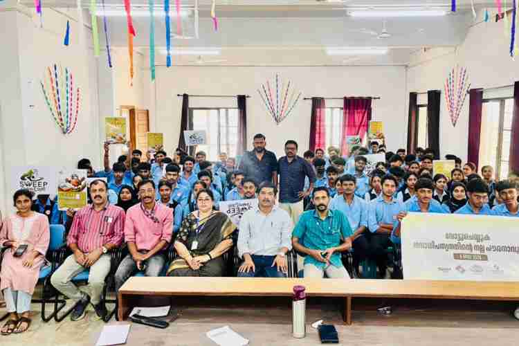 കല്‍പറ്റ ഐ.ടി.ഐയില്‍ സംഘടിപ്പിച്ച തെരഞ്ഞെടുപ്പ് അവബോധ പരിപാടിയില്‍ നിന്ന്