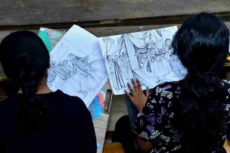 എന്റെ കേരളം പരിപാടിയുടെ ഭാഗമായി കണ്ണൂർ കോർപ്പറേഷൻ പരിധിയിൽ വരുന്ന വിദ്യാർത്ഥികൾക്കായി കണ്ണൂർ മുൻസിപ്പൽ ഹയർ സെക്കൻഡറി സ്കൂളിൽ  സംഘടിപ്പിച്ച ചിത്രരചന മത്സരത്തിൽ നിന്ന്