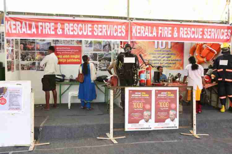 നിറവ് പ്രദര്ശന വിപണന മേളയില്  അഗ്നിശമന സേന ഒരുക്കിയ  സ്റ്റാള്