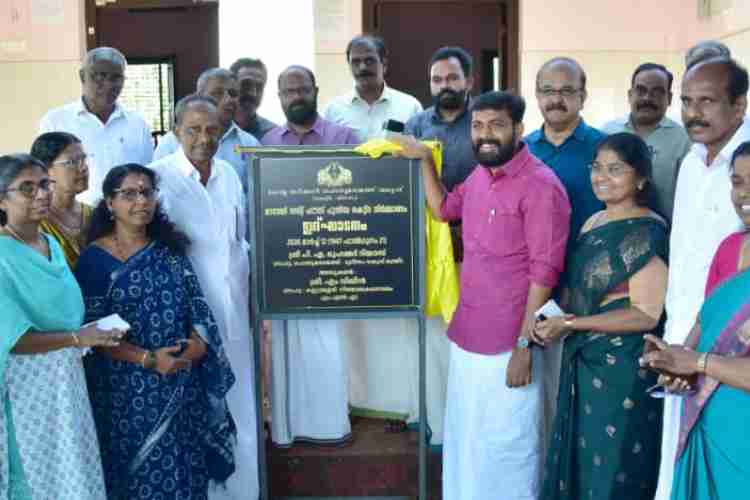 മാടായി റസ്റ്റ് ഹൗസ് പുതിയ കെട്ടിടത്തിന് തറക്കല്ലിട്ടു