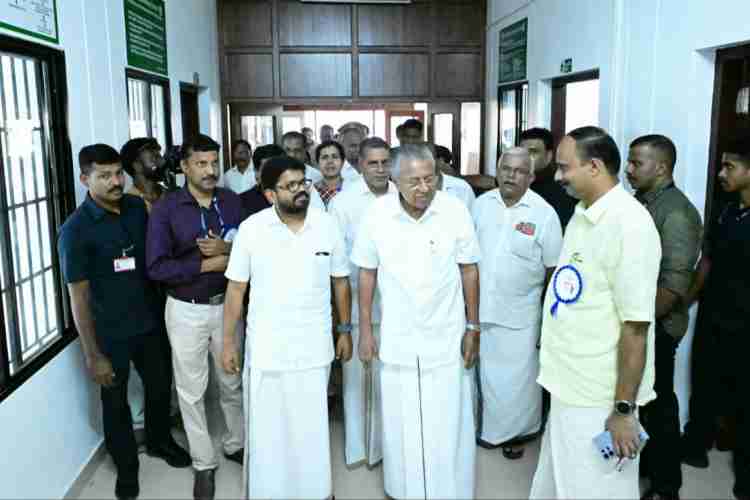 കേരളത്തിന്റെ ആയുർവ്വേദ പാരമ്പര്യത്തെ ലോകം ശ്രദ്ധിക്കുന്ന നിലയിലേക്ക് ഉയർത്തി: മുഖ്യമന്ത്രി